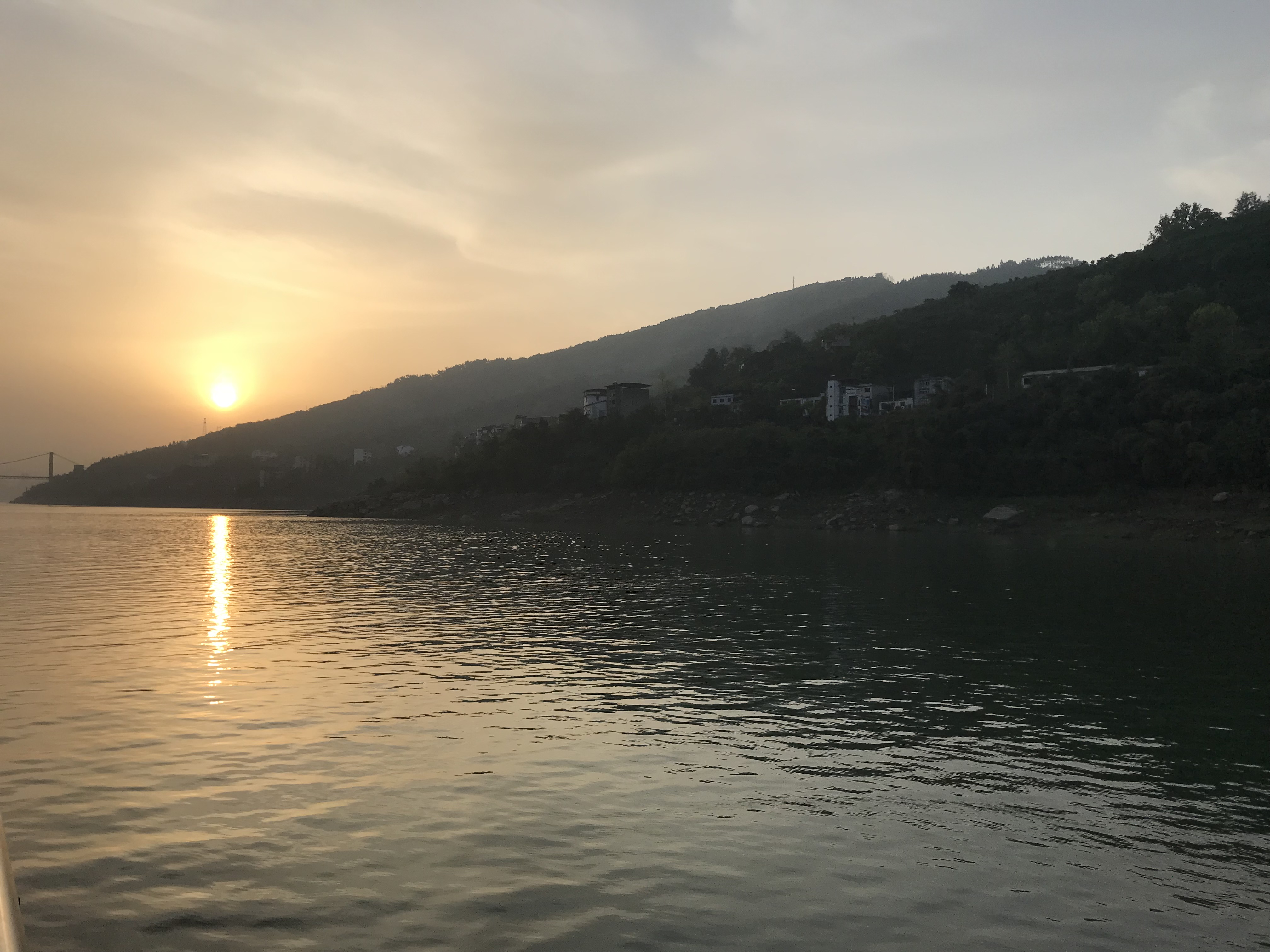 ./2018/03 - Viking China/16 - Shibaozhai/IMG_7389.JPG